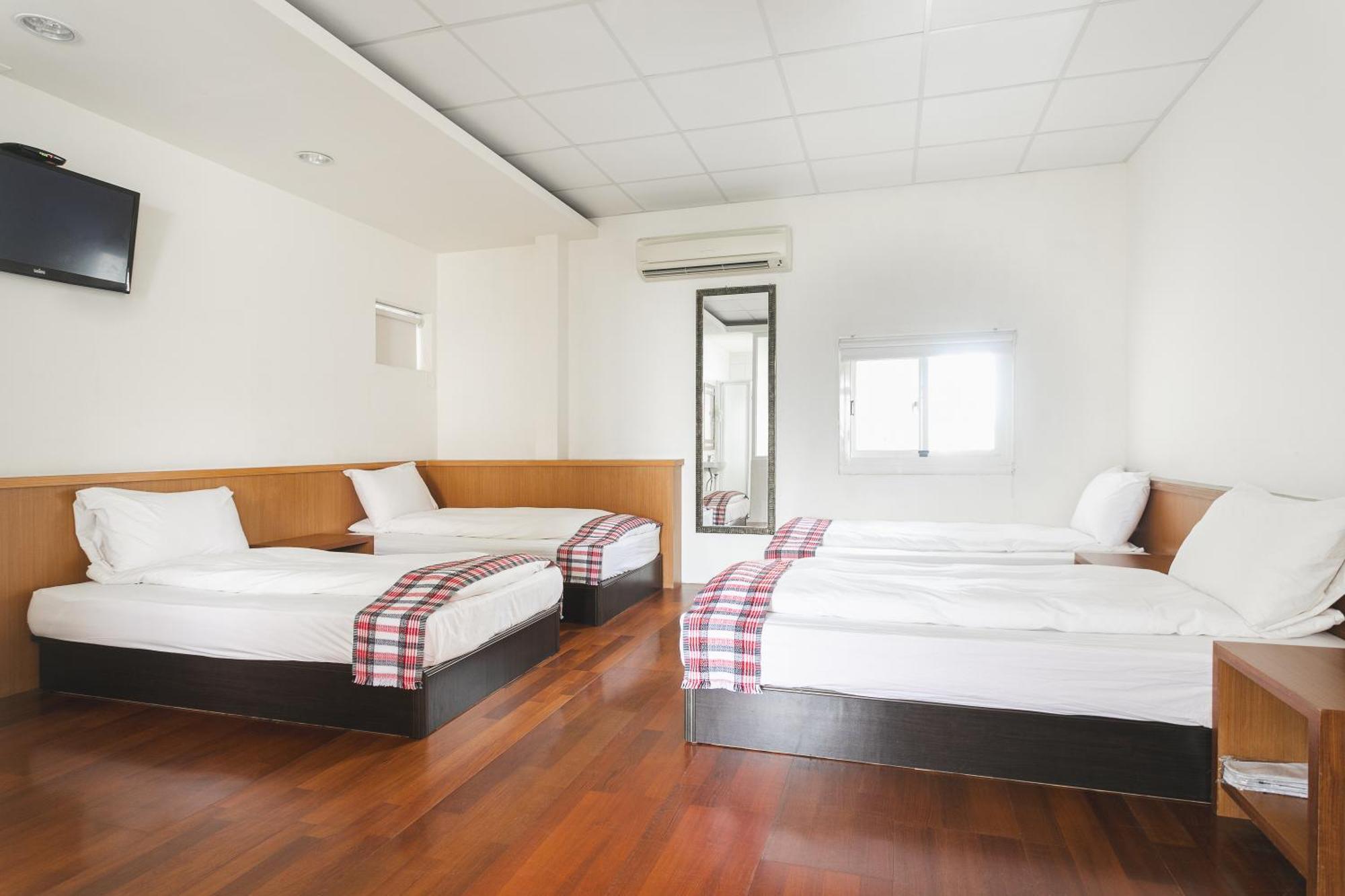 Tropical Low Boundary B&B Donghe Eksteriør billede